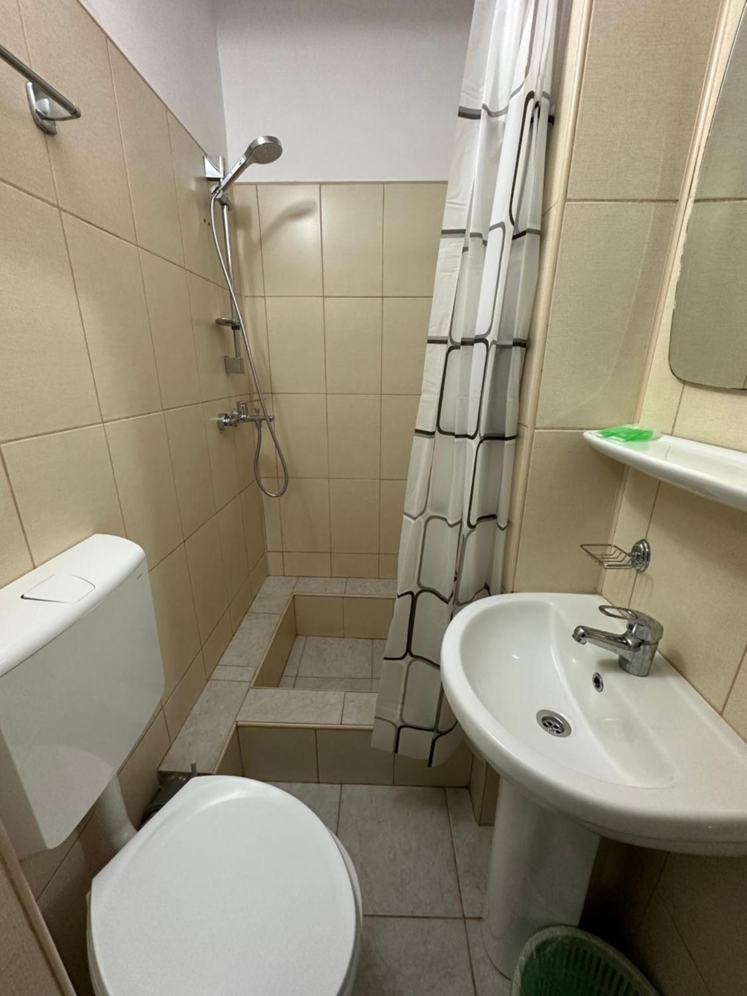 Cazare Arges Mall Pitesti Luaran gambar